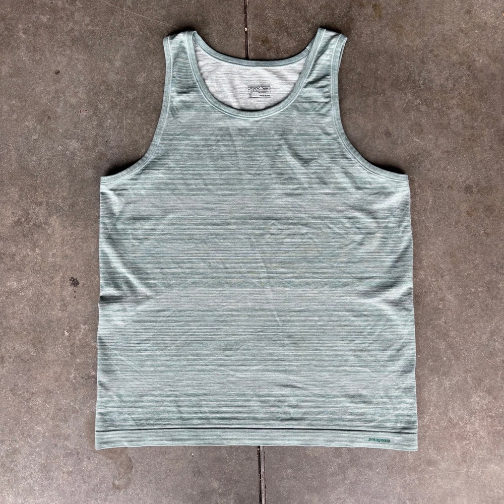 Patagonia Tank Top Womens XL Green Striped Outdoor Running Hiking Summer Comfort